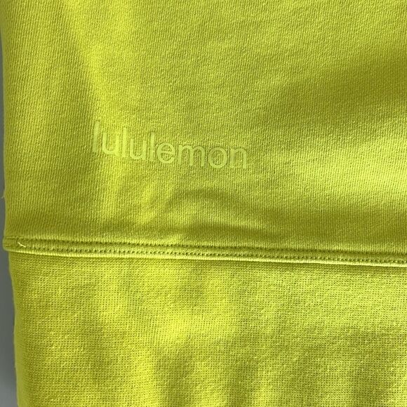 Lululemon Perfectly Oversized Crew in Yellow Serpentine Size 4 - Picture 5 of 10